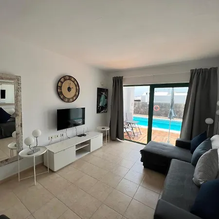 Oasis Blue - Beautiful 1 Bedroom On Private Complex With Pool Appartement *
