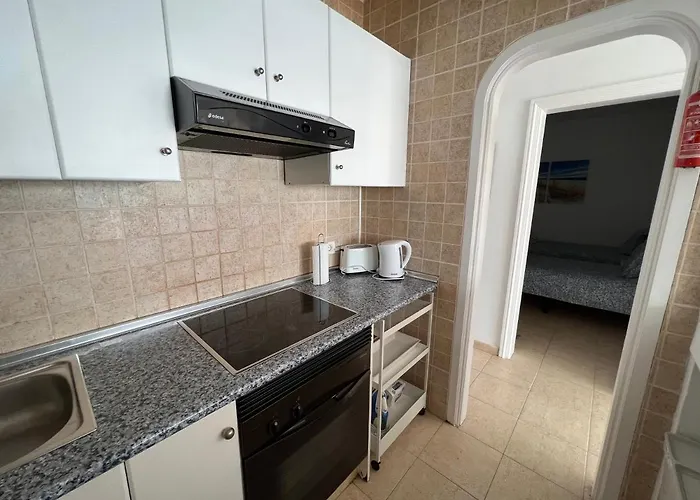 Apartment Oasis Blue - Beautiful 1 Bedroom On Private Complex With Pool *