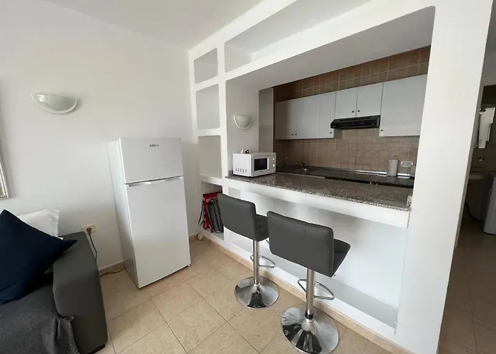 Apartment Oasis Blue - Beautiful 1 Bedroom On Private Complex With Pool