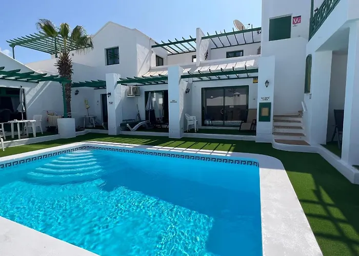 Oasis Blue - Beautiful 1 Bedroom On Private Complex With Pool Apartament